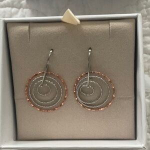 NWOT Nine West Bold Ava earrings